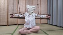 【收藏版】【象人工作室】人妻Miya-大口球塞嘴，大力揉胸，M开腿固定震动！