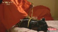 【女飞侠】黑胶衣女飞侠夜袭县衙被擒五花驷马用计勒晕...