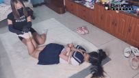 【BadCat】【剧情 双女 气味系 臭鞋绑脸】不良小偷捆绑房主TK折磨 房主挣脱后反擒小偷