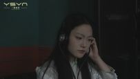 【旗袍烈影】旗袍女孩机房被捕五花大绑关押刑房吊起鞭打老虎凳挠脚心拶脚趾滴蜡土拷脚