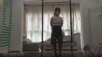 【琳媚】谁能拒绝可以同时玩脚又玩凶的小M呢 性感黑丝片足单腿吊 高马尾带TD