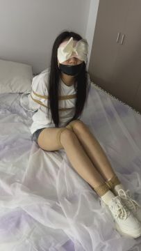 小困第二弹，日常装被绑在床上挣扎还戴着TD…