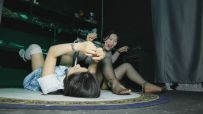 胜景影视 三女M金属紧锢