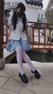 《惩罚堕落小M 07》 户外强高、户外失禁、小区内调教、快乐蛋控制、百褶裙、双马尾女