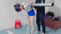 三五小脚工作室—绑架调教空姐
