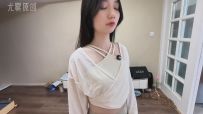 瑜伽服滴蜡调教强制震动 尤雾周末正在家里准备练瑜伽，被调教师折叠缚滴蜡，小女孩…