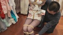 枫叶工作室 与谁共眠 藏在更衣室的危机