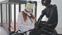 【FSS工作室】乳胶Dove与KIKI的4层头套呼吸游戏 乳胶 百合 女虐女 长靴 拘束衣 呼吸头